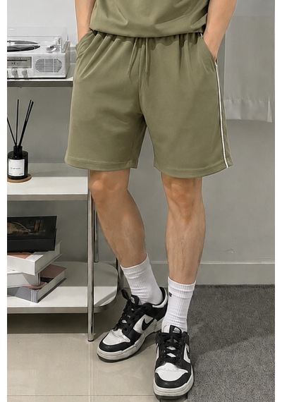 Cool Tarz Erkek Yarım Fermuarlı Şerit Detaylı Şort Takım Regular Fit 2 İplik Şardonsuz Krem Krem Cool Tarz Erkek Yarım Fermuarlı Şerit Detaylı Şort Takım Regular Fit 2 İplik Şardonsuz Krem Krem