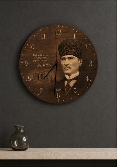 AA Shop Atatürk Temalı Baskılı Dekoratif Baskılı Ahşap Duvar Saati Sessiz Akar Mekanizmalı 808 Çoklu Renkli