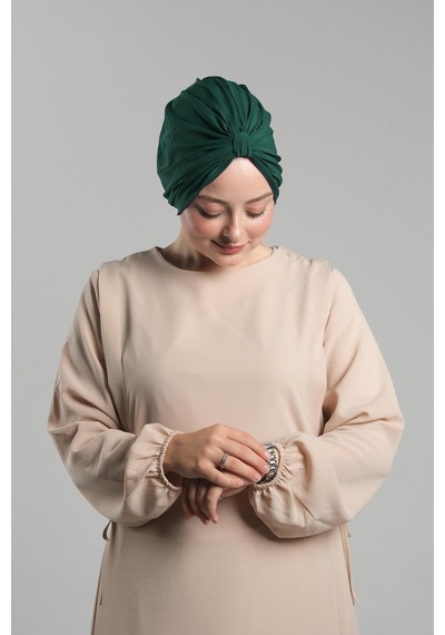 Hürrem Bone Zümrüt Pratik Hazır Geçmeli Tesettür Bone Sandy Pileli Salaş 2121 37 Zümrüt