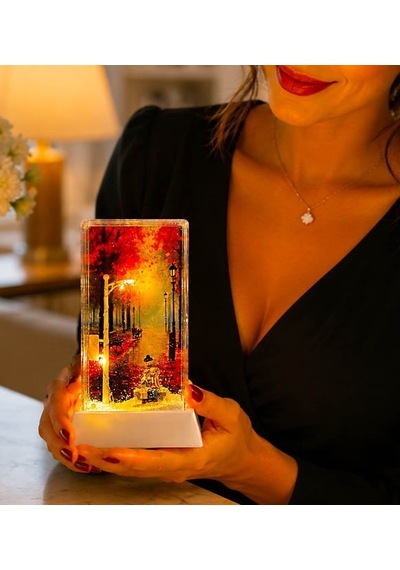 Kişiye Özel Led Işıklı Son Baharda Aşk Temalı Dekoratif Gece Lambası