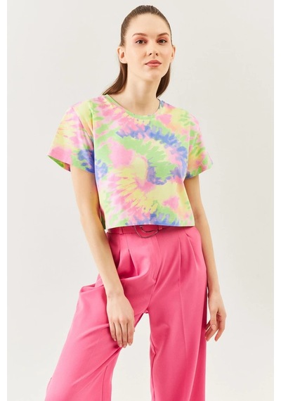 Kadın Oversize Rahat %100 Pamuklu Penye Bisiklet Yaka Kısa Kol Basic Crop T-shirt Batik Gökkuşağı