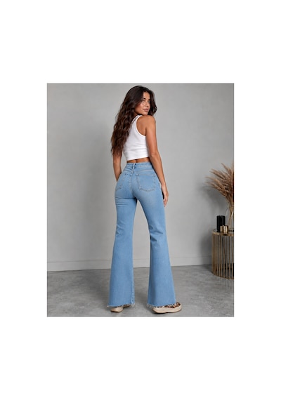 Kene Jeans Paça Kesik Ön İşlemli Likralı Buz Mavi İspanyol Paça Denim/kot Pantolon Jeans Buz Mavi Kene Jeans Paça Kesik Ön İşlemli Likralı Buz Mavi İspanyol Paça Denim/kot Pantolon Jeans Buz Mavi