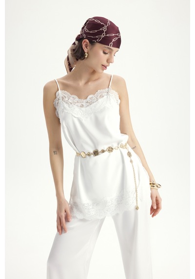 Mai Collection Mai Studios Co. Maris Dantel Detay Beyaz Saten Pantolon Takım Beyaz Mai Collection Mai Studios Co. Maris Dantel Detay Beyaz Saten Pantolon Takım Beyaz
