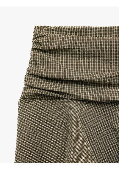 Koton Normal Bel Pamuklu Katlı Volanlı Regular Fit Ekoseli Mini Şort Etek Kahverengi Ekose 7wal70026ıw
