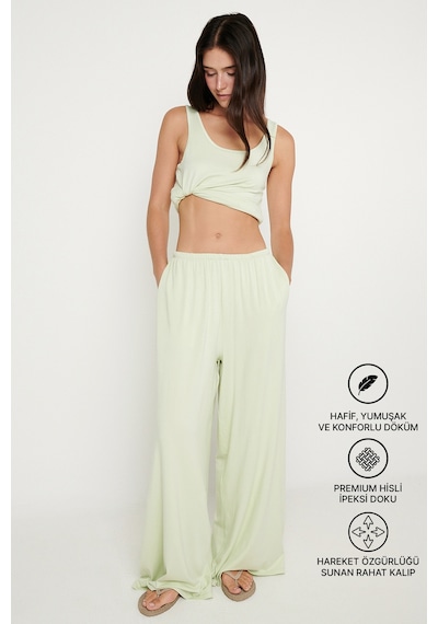 AC&Co / Altınyıldız Classics Kadın Mınt Yumuşak Dokulu Standart Fit Cepli Beli Lastikli Rahat Örme Pantolon Mint