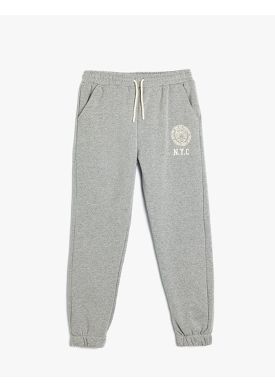 Koton Jogger Eşofman Altı Baskı Detaylı Beli Bağlamalı Cepli Şardonlu Gri 5wkb40088tk Gümüş Rengi Gümüş