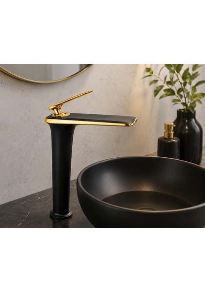 Forma Uzun Lavabo Bataryası Mat Sıyah-altın Mat Siyah-altın