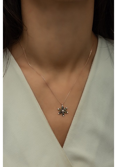 925 Ayar Gümüş Rose Mistik Topaz Taşlı Çiçek Kolye Rose Gold