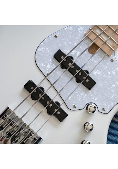 Cort Njs4bk Bas Gitar 4 Telli Siyah - Çantalı