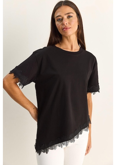 Shade Kadın Bisiklet Yaka Dantel Detaylı Asimetrik Kesim Oversize T-shirt 2224 60286124 - Siyah