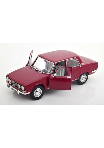 1:18 Ölçek Mitia 1968 Alfa Romeo 1750 Berlina 1-series Diecast Metal Minyatür Model Araba 25cm