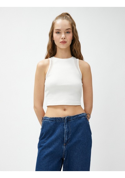 Koton Crop Atlet Halter Yaka File Detaylı Pamuklu Ekru 3sal30192ık 3SAL30192IK010