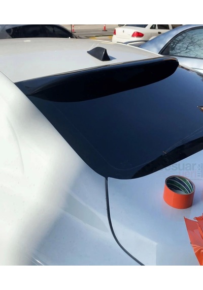 Renault Megane4 Arka Cam Üstü Spoiler Parlak Siyah Spoyler