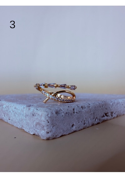 Rhea Jewelry Ayarlanabilir Kadın Yüzük Taşlı Gold Silver Minimal Bijuteri Yüzük Modeli Altın - Beyaz Rhea Jewelry Ayarlanabilir Kadın Yüzük Taşlı Gold Silver Minimal Bijuteri Yüzük Modeli Altın - Beyaz