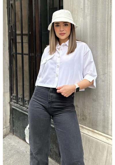 WeShaya Kadın Beyaz Yarım Kol, Cep Ve Kol Detaylı, Terikoton Kumaş, Crop Gömlek Beyaz