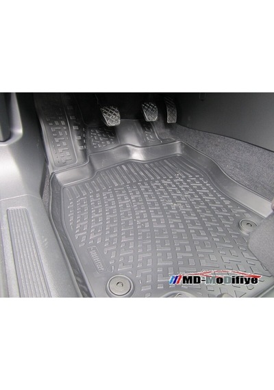 Volkswagen Passat B8 Paspas. B8 Havuzlu Ithal 3D Paspas 2015-