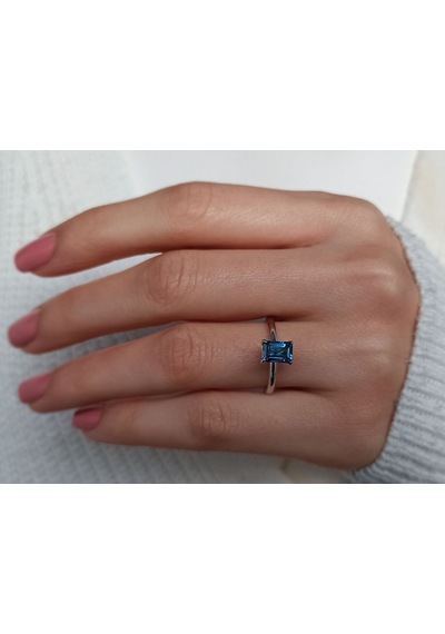 Sirius Oktagon Kesim London Blue Topaz Tektaş Yüzük 0831R0025