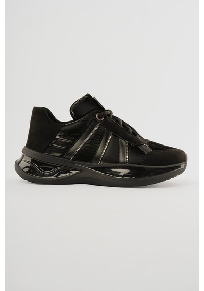 Mubiano Kadın Süet Sneaker Anorak Detaylı Taşlı Spor Ayakkabı Neriel Siyah Siyah