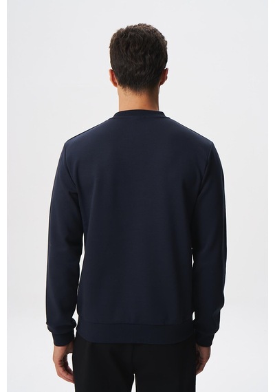 AR-MA Arma Erkek Slim Fit Su Geçirmeyen Scuba Kumaş İnterlok Bisiklet Yaka Sweatshirt K28124988801 c AR-MA Arma Erkek Slim Fit Su Geçirmeyen Scuba Kumaş İnterlok Bisiklet Yaka Sweatshirt K28124988801 c