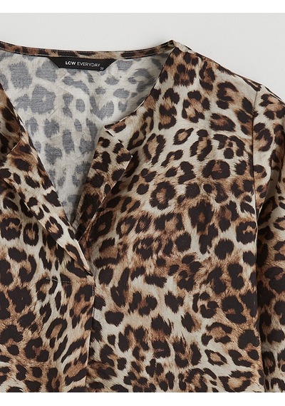 Lcw Everyday Bej Kaçık Yaka Leopar Desenli Bluz