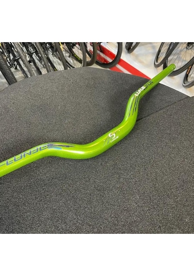 Lunje 78 Cm 55 Rise Açılı Alüminyum 31,8mm Mtb Freeride Gidon Bisiklet Gidonu Direksiyonu Yeşil Renk