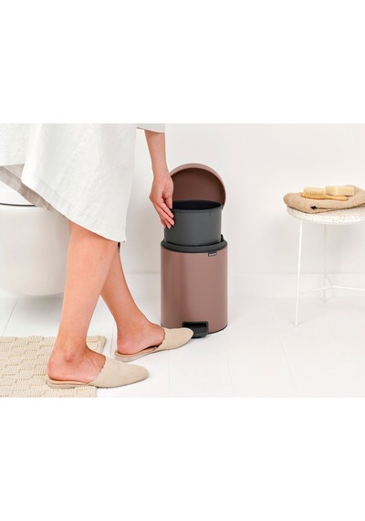 Brabantia Newıcon Satın Taupe Pedallı Çöp Kutusu 5lt Rose