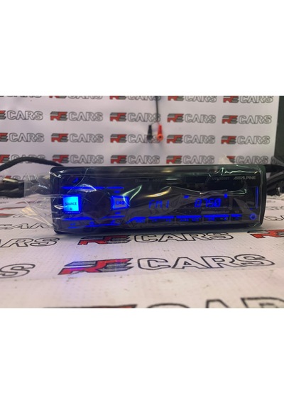 Alpine Ute-200Bt Bluetooth. Usb. Aux Girişli Oto Teyp