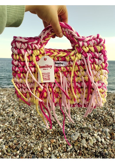 Lumifey Design Viva - El Örgüsü Püsküllü El Çantası Pembe & Güneş Sarısı Bohem Çanta Açık Pembe - Koyu Pembe - Sarı Lumifey Design Viva - El Örgüsü Püsküllü El Çantası Pembe & Güneş Sarısı Bohem Çanta Açık Pembe - Koyu Pembe - Sarı