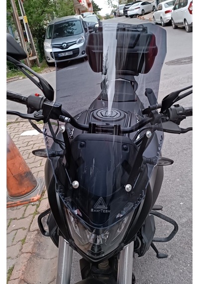 Dominar 250 Dominar 400 Tur Camı Montaj Demiri Cam Yükseklik 60cm X Üst Genişlik 40cm