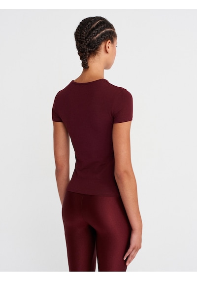 Dilvin 31906 Vücuda Oturan Kısa Kollu T-shirt-bordo Bordo