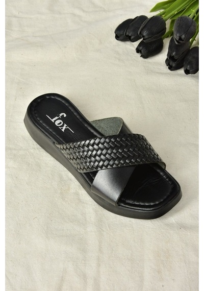 Fox Shoes Siyah Hakiki Deri Çapraz Bantlı Kadın Terlik M291049903