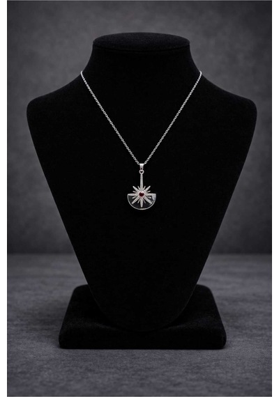 Güneş Motifli Kırmızı Taşlı Kolye Silver