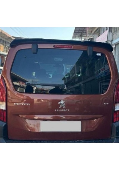 Fıat Doblo 2024 2026 Spoiler Parlak Siyah Boyalı