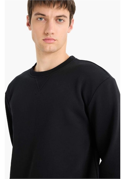 Defacto Regular Fit Bisiklet Yaka Pamuklu Basic Düz Sweatshirt T3777AZ23AUBK81 Siyah