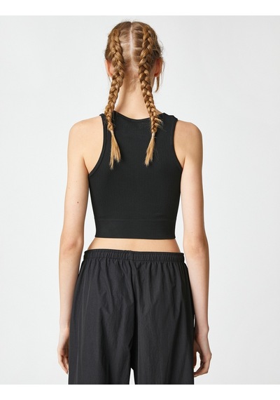 Koton Crop Atlet Basic Bisiklet Yaka Kolsuz Fitilli Siyah 3sal30086ık 3SAL30086IK999 Siyah