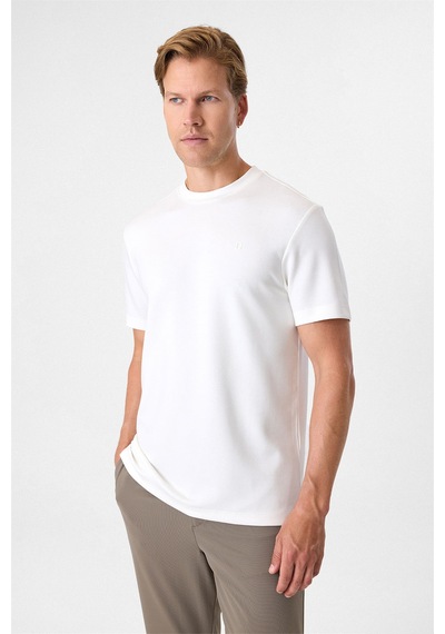 Back And Bond Regular Fit Beyaz Basic Tişört