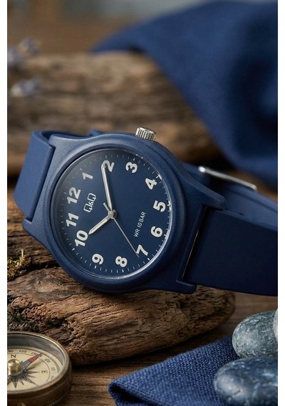 Q&q Qcg2224 Koyu Lacivert Rakamlı Silikon Kordonlu 38 Mm Su Geçirmez Unisex Kol Saati