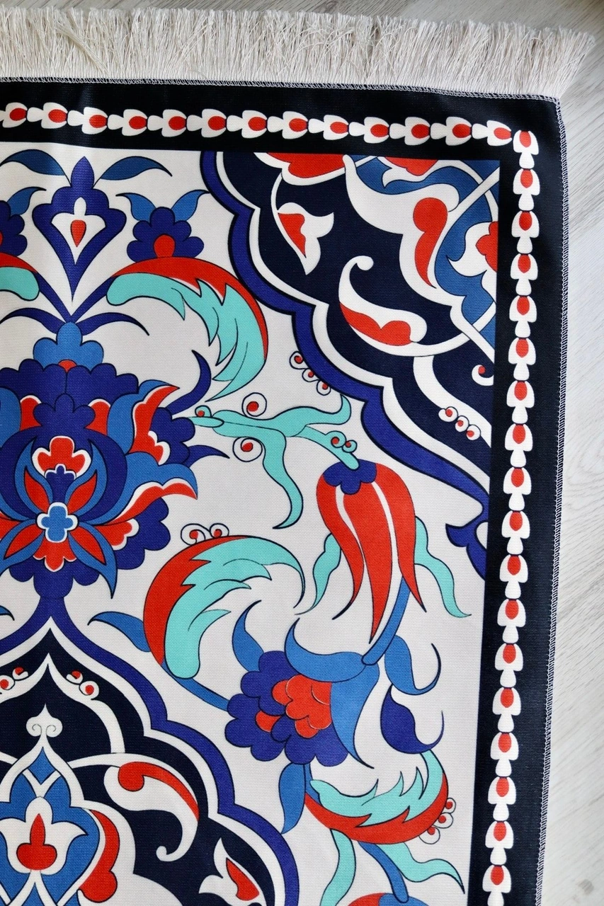Pratik Ve Taşınabilir Ipek Dokulu Keseli Seccade Lale Desenli S10013 Çok Renkli
