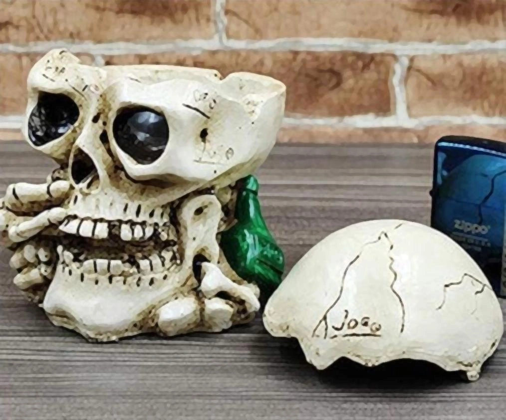 Kapaklı Reçine Kafatası Küllük Gotik Vintage Dekoratif Sigara Küllüğü Ev Ofis Masa Süsü Kurukafa 2 Kapaklı Reçine Kafatası Küllük Gotik Vintage Dekoratif Sigara Küllüğü Ev Ofis Masa Süsü Kurukafa 2