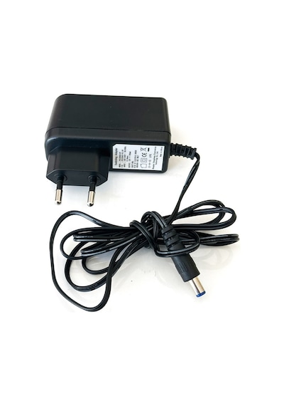 Swıtchıng Adapter 12 V-700 Ma