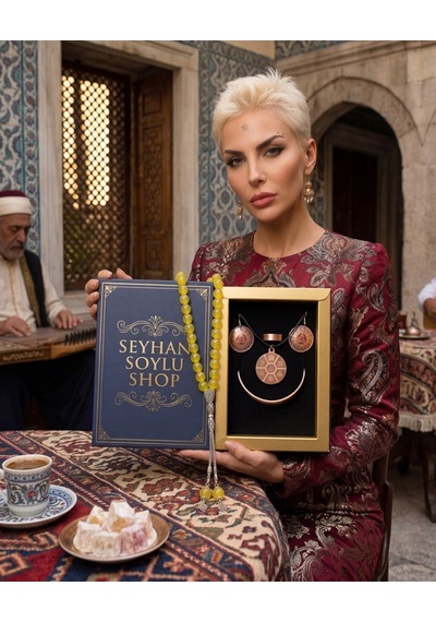 Özel Tasarım Kitap Kutulu Kadın Bakır Takı Seti Ve Tesbih Kombini - Kolye Küpe Bileklik Yüzük 5 Parça Otantik Şık Hediyelik - Doğum Günü Yıl Dönümü Anneler Günü Kadınlara Özel Gösterişli Hediye - N-00081 Özel Tasarım Kitap Kutulu Kadın Bakır Takı Seti Ve Tesbih Kombini - Kolye Küpe Bileklik Yüzük 5 Parça Otantik Şık Hediyelik - Doğum Günü Yıl Dönümü Anneler Günü Kadınlara Özel Gösterişli Hediye - N-00081