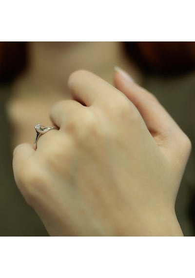 Lova E Renk 0,15 Karat Pırlanta Tektaş Yüzük - 1040070