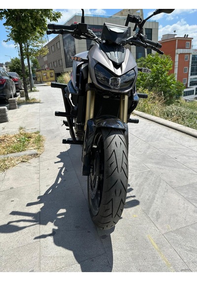 Qjmotor Srk250s Ön Koruma Demiri Siyah