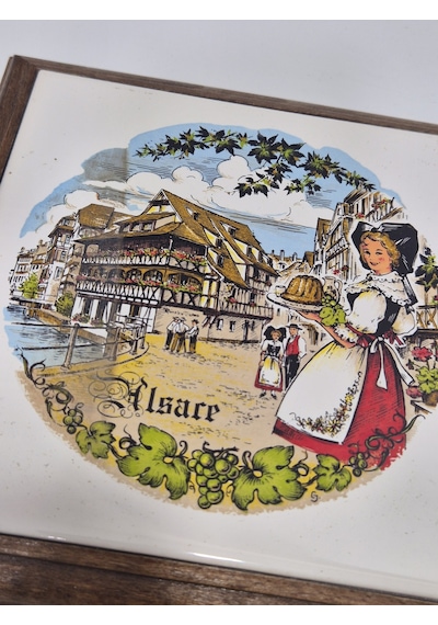 Vintage Alsace Temalı Seramik Nihale Çok Renkli