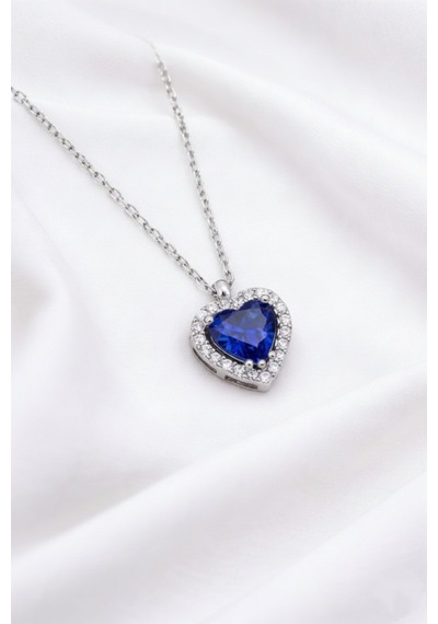 Çekirdekjewelry 925 Ayar Gümüş Zirkon Taşlı Kalplı Kolye Gri Safir