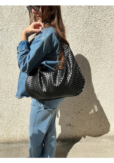 Öznora Milano Örgü Desen Kadın Omuz Çantası En 51 Cm Boy 30 Cm Siyah