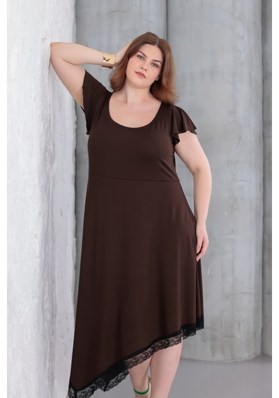 Madwilo Kadın Kahve Fırfır Kol Dantel Detay Asimetrik Büyük Beden Esnek Elbise Kahverengi