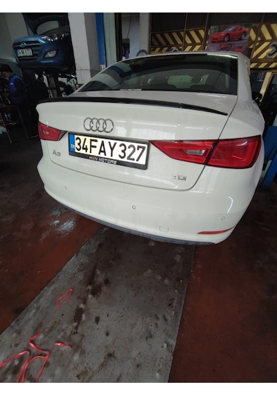 Audi A3 Sedan Spoiler 2013-2020 Yıl Anatomik Parlak Siyah Ple .