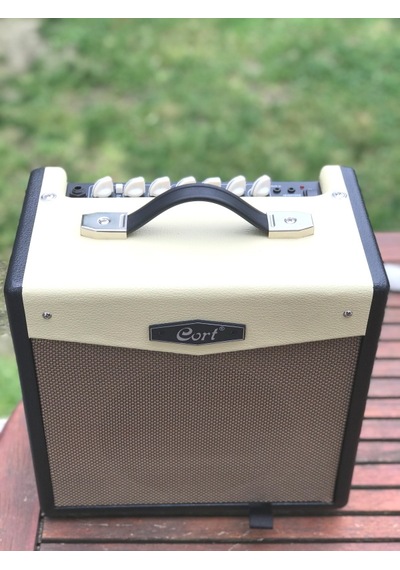 Cort Cm15R Black Elektro Gitar Amfisi