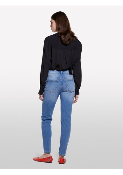Sisley Streç Pamuklu Taş Yıkama Yüksel Bel Slim Fit Pantolon Kadın Buz Mavisi Denim Pantolon - 325p47kzle044 Haki Sisley Streç Pamuklu Taş Yıkama Yüksel Bel Slim Fit Pantolon Kadın Buz Mavisi Denim Pantolon - 325p47kzle044 Haki